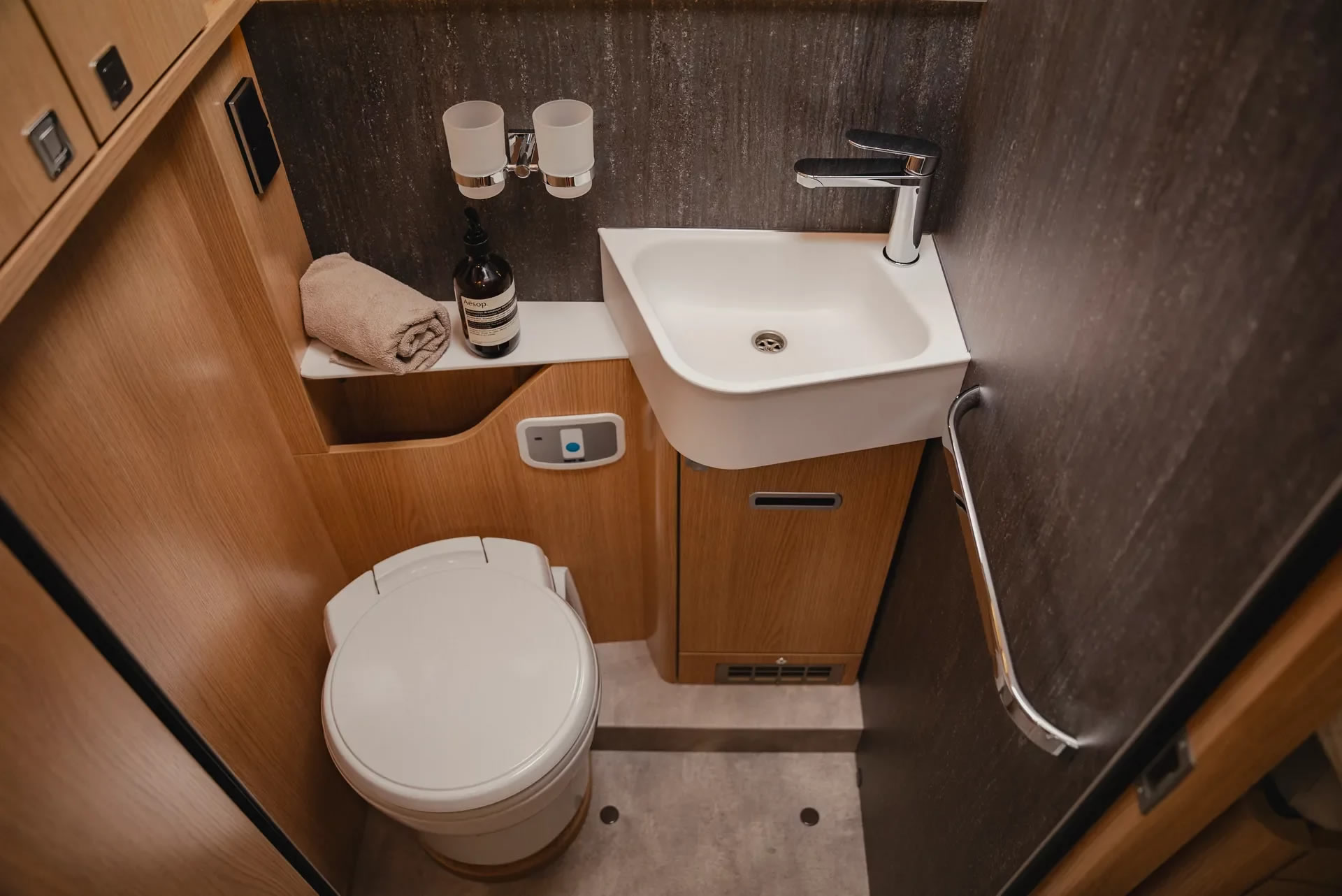HYMER B-ML T BlackLine
