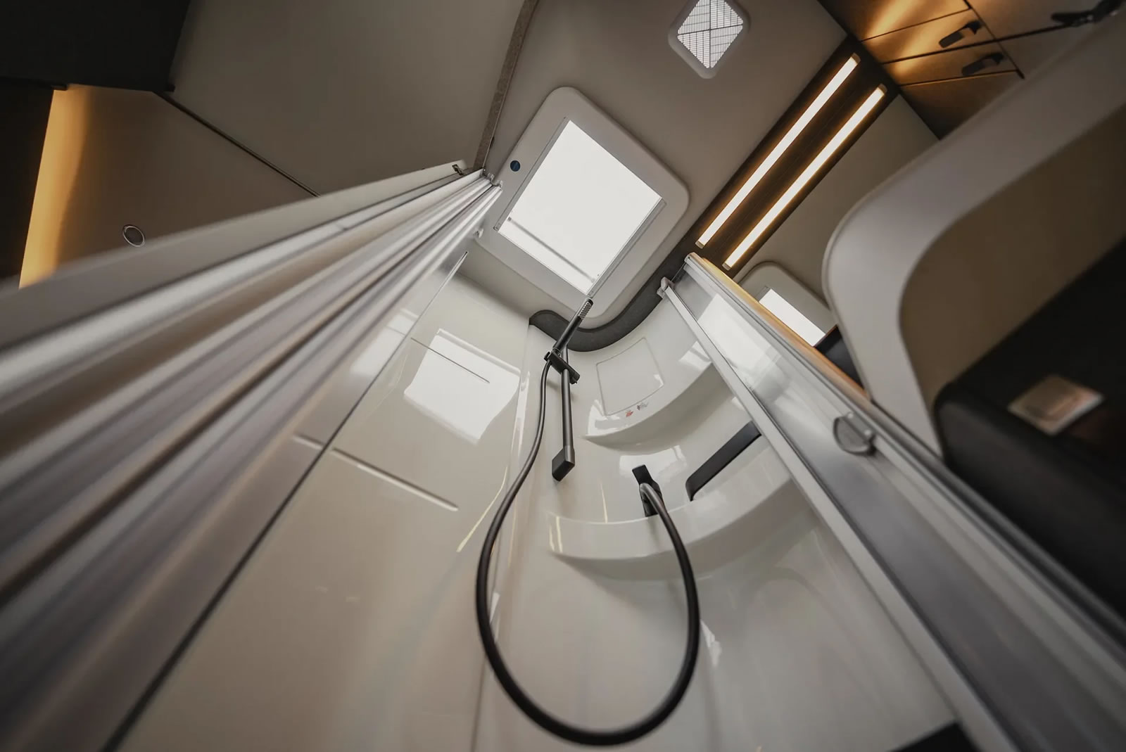 HYMER ML-T CrossTrail